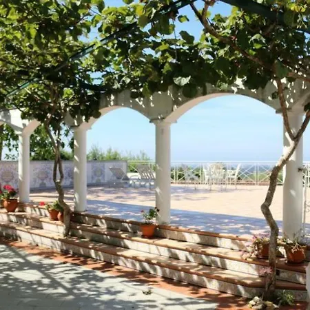 Quinta Outeiro Da Luz Branca